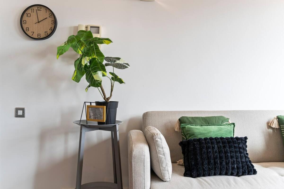 Comfort Luxury Apartment *